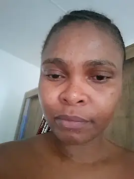 SweetAppleCandyxx online show from November 6, 2025, 8:51 am