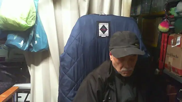 nonnomaturobisex online show from April 15, 2026, 5:17 pm