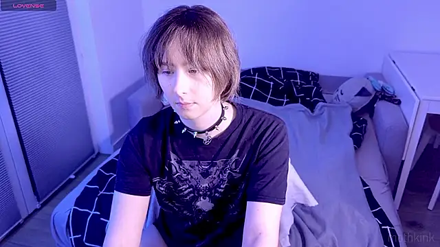 mothkink online show from February 24, 2026, 7:04 pm