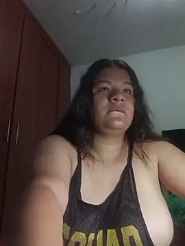 Snapshot of Van3orgasm4me chatting on April 4, 2026, 11:28 am Van3orgasm4me online show from April 4, 2026, 11:28 am