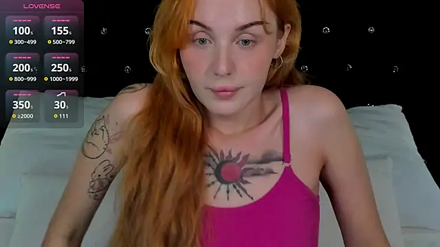 LianaFord online show from November 14, 2025, 7:50 pm