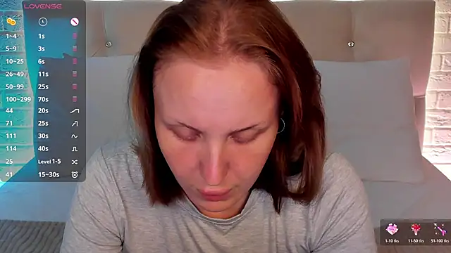 Snapshot of LianaFord chatting on June 12, 2026, 4:32 am LianaFord online show from June 12, 2026, 4:32 am