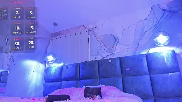 AntonellaRossi online show from February 24, 2026, 7:59 pm