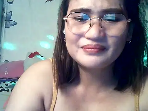 Amazing Angel22 online show from March 12, 2026, 5:06 pm