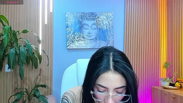 Snapshot of barbie_scoth_ chatting on May 3, 2026, 10:57 pm barbie scoth online show from May 3, 2026, 10:57 pm