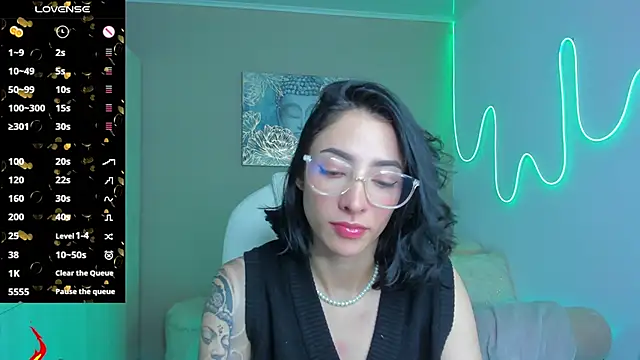 barbie scoth  online show from October 11, 2025, 3:18 am