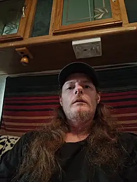 truckerlove69 online show from June 12, 2026, 4:38 pm