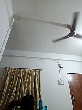 Desi Londa 143 online show from February 18, 2026, 11:56 pm