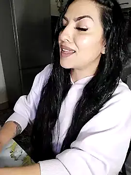 hot-babygirl online show from February 18, 2025, 8:25 pm