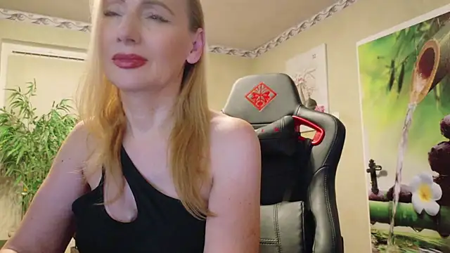 HotLana69 online show from February 14, 2026, 6:08 pm