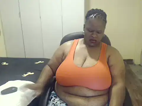 sweetnoziexx online show from March 5, 2025, 8:32 am
