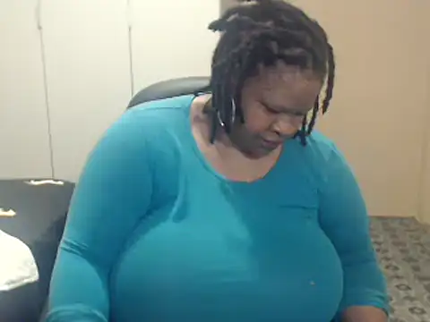 Snapshot of sweetnoziexx chatting on November 6, 2025, 5:22 am sweetnoziexx online show from November 6, 2025, 5:22 am