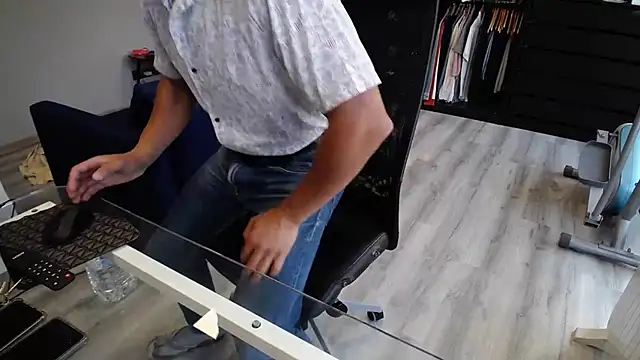 samricci21 online show from October 16, 2025, 11:07 am