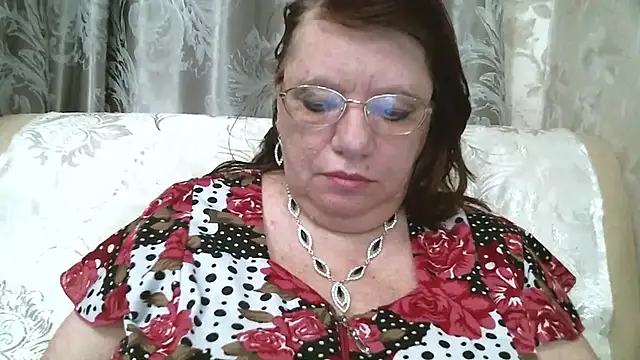 SusanaAhSun online show from November 7, 2025, 12:10 pm