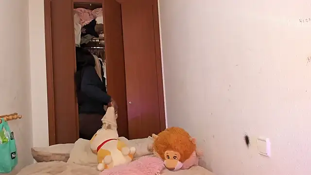 Snapshot of viioolleettaa chatting on March 16, 2026, 6:10 pm viioolleettaa online show from March 16, 2026, 6:10 pm