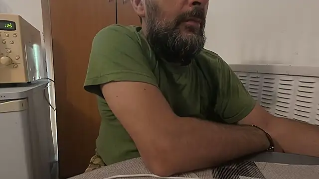 Snapshot of TigerOne19 chatting on June 6, 2026, 5:34 am TigerOne19 online show from June 6, 2026, 5:34 am