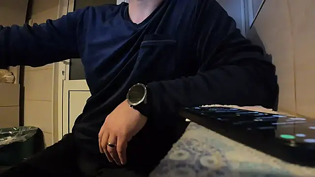 Snapshot of TigerOne19 chatting on January 14, 2025, 5:01 pm TigerOne19 online show from January 14, 2025, 5:01 pm