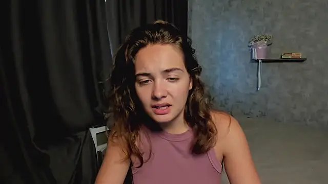 Snapshot of KristinaLoison chatting on July 31, 2026, 2:47 pm KristinaLoison online show from July 31, 2026, 2:47 pm