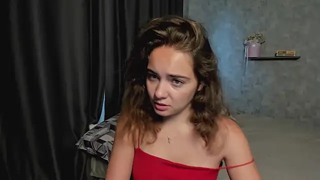 Snapshot of KristinaLoison chatting on July 30, 2026, 12:48 pm KristinaLoison online show from July 30, 2026, 12:48 pm
