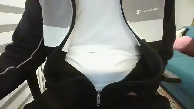 alessex24 online show from November 22, 2025, 7:02 pm