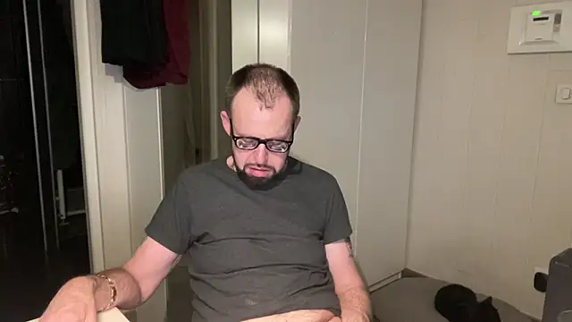 FABIOGLASSES online show from March 3, 2026, 10:28 pm