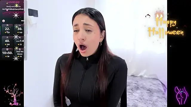 Snapshot of aisha_es chatting on October 28, 2025, 7:57 pm aisha es online show from October 28, 2025, 7:57 pm