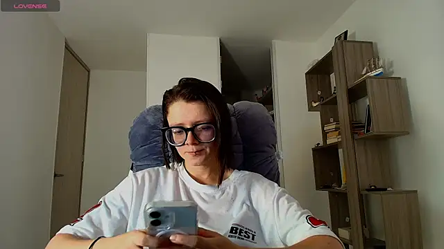 Snapshot of Arya_starrk chatting on November 17, 2025, 1:59 pm Arya starrk online show from November 17, 2025, 1:59 pm