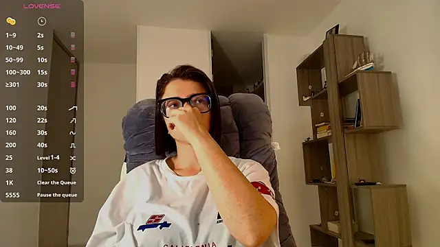 Snapshot of Arya_starrk chatting on November 3, 2025, 2:31 pm Arya starrk online show from November 3, 2025, 2:31 pm