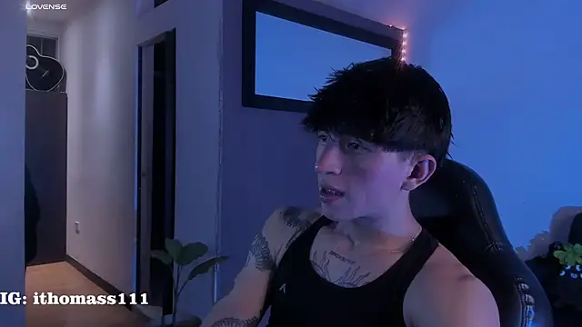 Snapshot of Thomass_clark chatting on March 29, 2026, 1:07 am Thomass clark online show from March 29, 2026, 1:07 am