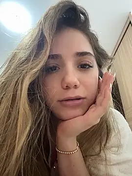 ShelbyHagen online show from October 30, 2025, 10:17 pm