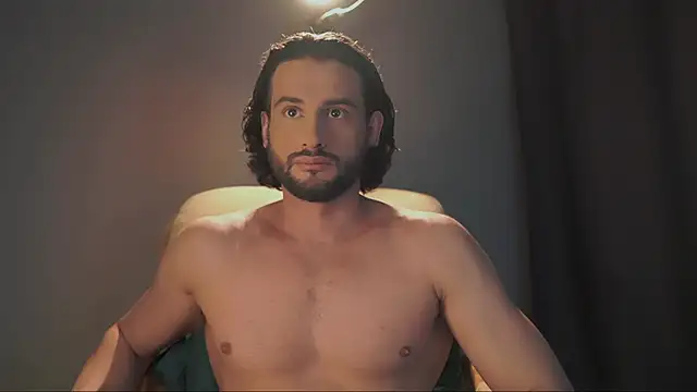 Snapshot of Keen___Luckystrike chatting on January 17, 2026, 8:29 am Keen Luckystrike online show from January 17, 2026, 8:29 am