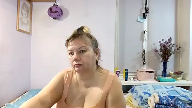 Snapshot of Lusi-777 chatting on November 28, 2025, 4:40 pm Lusi-777 online show from November 28, 2025, 4:40 pm