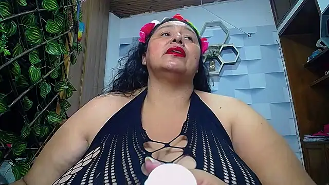 TistMature online show from September 24, 2025, 1:17 pm