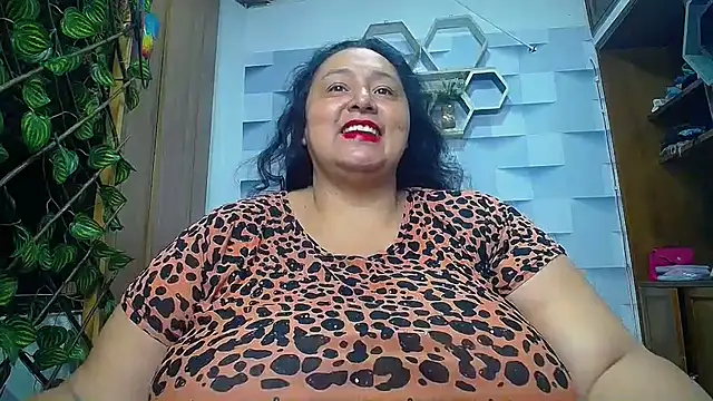 TistMature online show from September 11, 2025, 1:11 pm