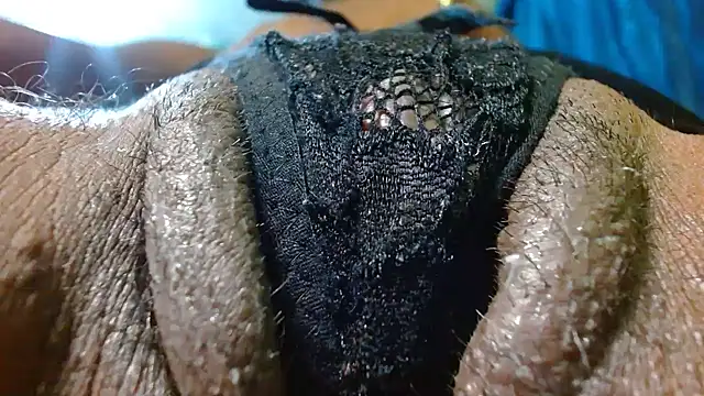 bethanywilson 23 online show from November 28, 2025, 1:44 pm