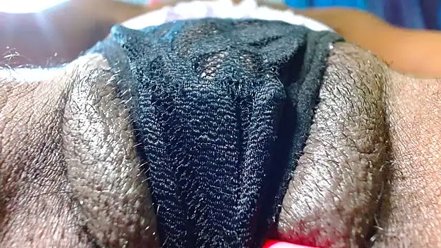 bethanywilson 23 online show from February 25, 2026, 3:23 pm