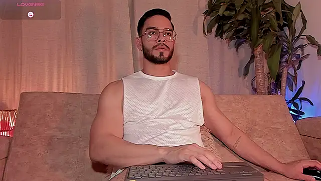 Josseph1  online show from November 13, 2025, 1:53 am