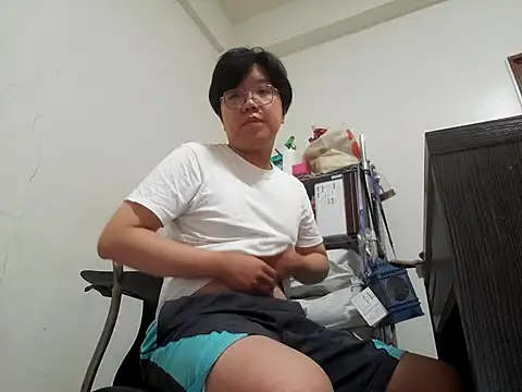 Snapshot of ksshp9502 chatting on September 15, 2025, 12:49 pm ksshp9502 online show from September 15, 2025, 12:49 pm