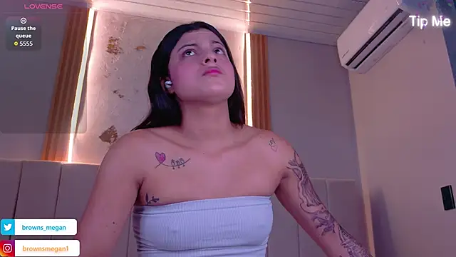 Megan browns1 online show from November 13, 2025, 1:04 pm