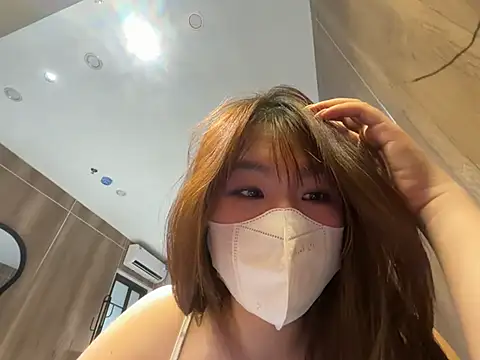 Onee-Chew online show from July 18, 2026, 12:03 pm
