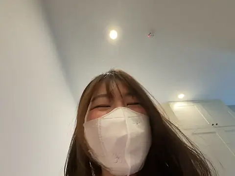 Onee-Chew online show from August 1, 2026, 3:26 am