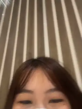 Onee-Chew online show from May 15, 2026, 7:50 am