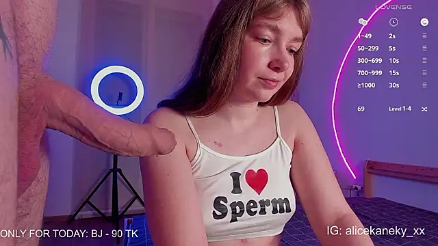 Snapshot of alicekaneky chatting on February 9, 2026, 10:52 pm alicekaneky online show from February 9, 2026, 10:52 pm