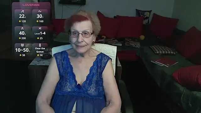 HeisseomaOriginal online show from January 14, 2026, 8:18 am