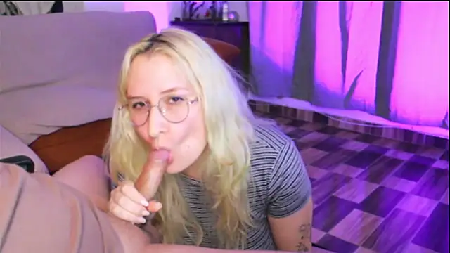 Snapshot of andycherry_secrets_ chatting on March 21, 2026, 3:41 am andycherry secrets online show from March 21, 2026, 3:41 am