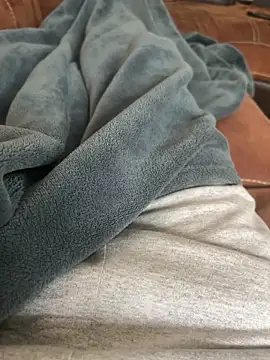 Ieatboth online show from April 13, 2026, 9:24 am