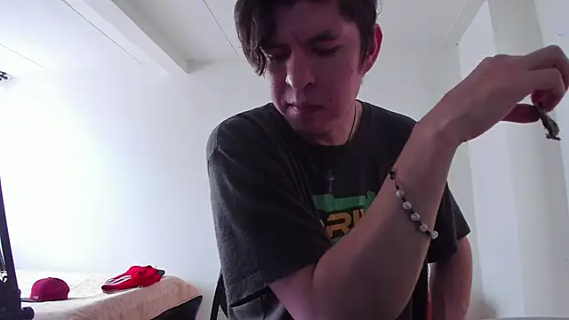 Headhunterdz online show from April 10, 2026, 8:16 pm