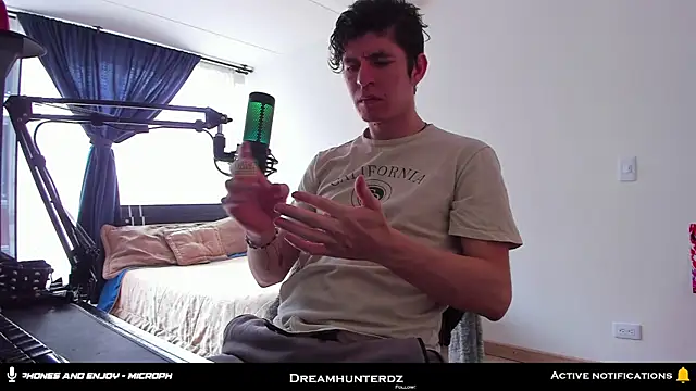 Headhunterdz online show from December 20, 2025, 8:33 pm