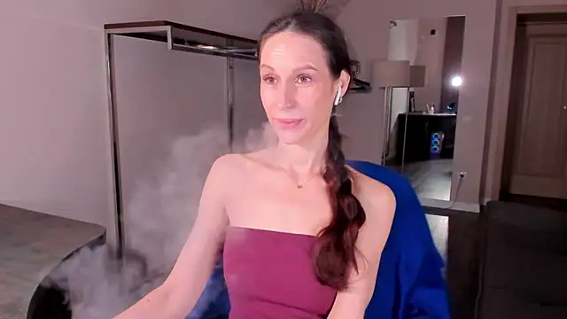 Mila Anders online show from February 1, 2026, 5:38 am