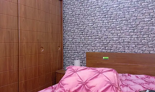 CuteBlondeMe online show from October 21, 2025, 4:28 pm